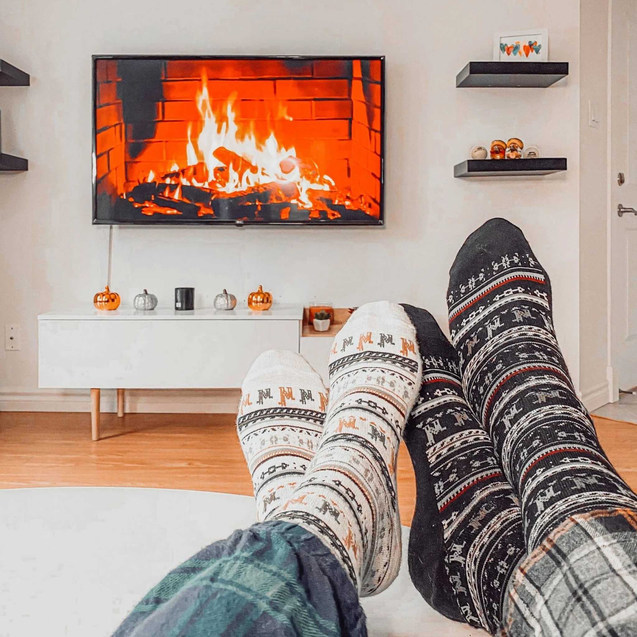 Alpaca Print Socks